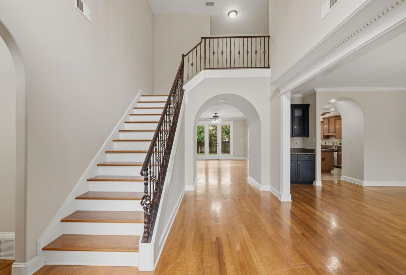 842 SHADOW WALK LN, Collierville, Tennessee 38017, 5 Bedroom Bedrooms, 9 Room Rooms,4.1 BathroomBathrooms,Residential,For Sale,SHADOW WALK,0,10223446