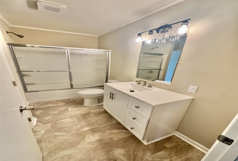 660 SUMROW ST, Halls, Tennessee 38040-1104, 3 Bedrooms Bedrooms, 7 Rooms Rooms,1 BathroomBathrooms,Residential,For Sale,SUMROW,10223447
