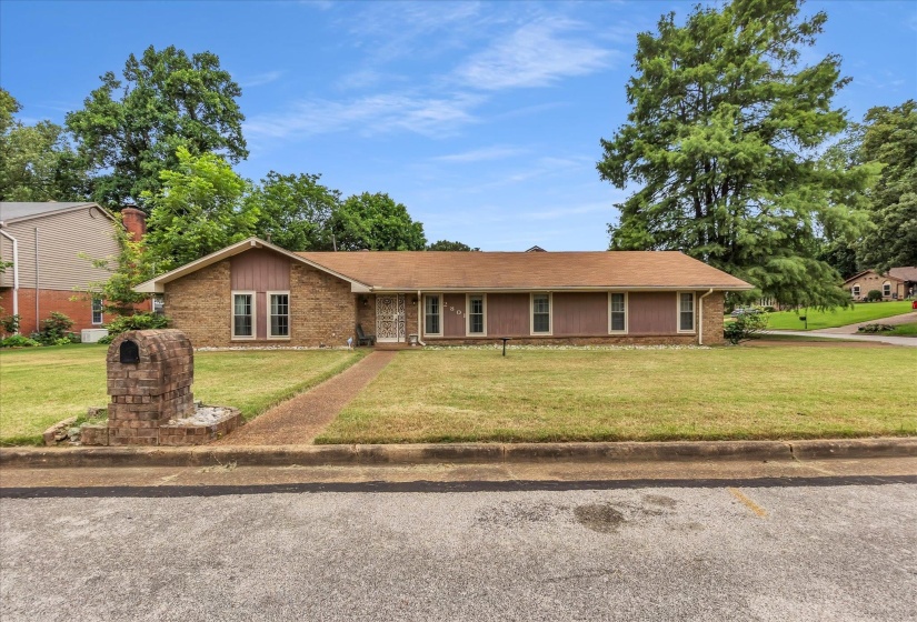 2801 BATTLE CREEK CV, Memphis, Tennessee 38134, 3 Bedrooms Bedrooms, 7 Rooms Rooms,2 BathroomsBathrooms,Residential,For Sale,BATTLE CREEK,10223452