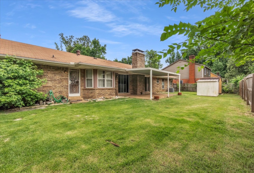 2801 BATTLE CREEK CV, Memphis, Tennessee 38134, 3 Bedrooms Bedrooms, 7 Rooms Rooms,2 BathroomsBathrooms,Residential,For Sale,BATTLE CREEK,10223452