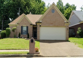4090 ANGELACE DR, Unicorp/Memphis, Tennessee 38135, 3 Bedrooms Bedrooms, 5 Rooms Rooms,2 BathroomsBathrooms,Residential,For Sale,ANGELACE,10223470 4090 ANGELACE DR, Unicorp/Memphis, Tennessee 38135, 3 Bedrooms Bedrooms, 5 Rooms Rooms,2 BathroomsBathrooms,Residential,For Sale,ANGELACE,10223470