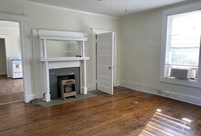 2053 LINDEN AVE, Memphis, Tennessee 38104, 0 , 0 ,0,Multi-family,For Sale,LINDEN,0,10223505