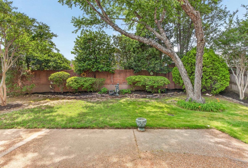 1563 QUAIL POINTE CIR, Memphis, Tennessee 38120, 3 Bedroom Bedrooms, 7 Room Rooms,2 BathroomBathrooms,Residential,For Sale,QUAIL POINTE,0,10221692
