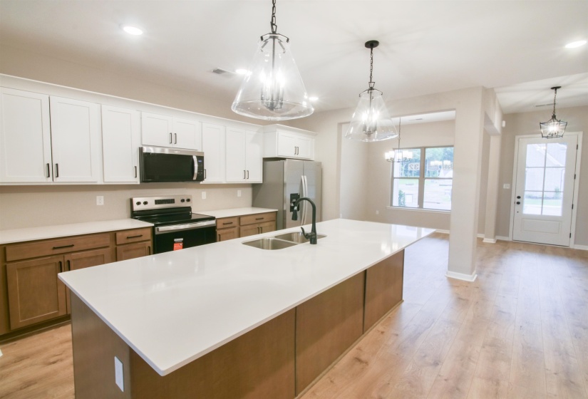 9597 COTTON FEED ST, Cordova, Tennessee 38018, 4 Bedroom Bedrooms, 9 Room Rooms,3 BathroomBathrooms,Residential,For Sale,COTTON FEED,0,10222162