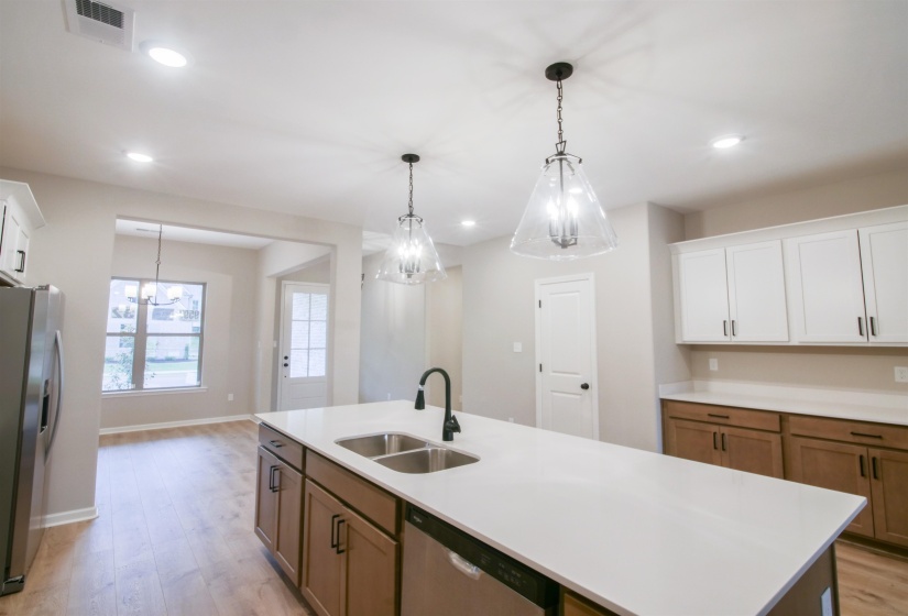 9597 COTTON FEED ST, Cordova, Tennessee 38018, 4 Bedroom Bedrooms, 9 Room Rooms,3 BathroomBathrooms,Residential,For Sale,COTTON FEED,0,10222162