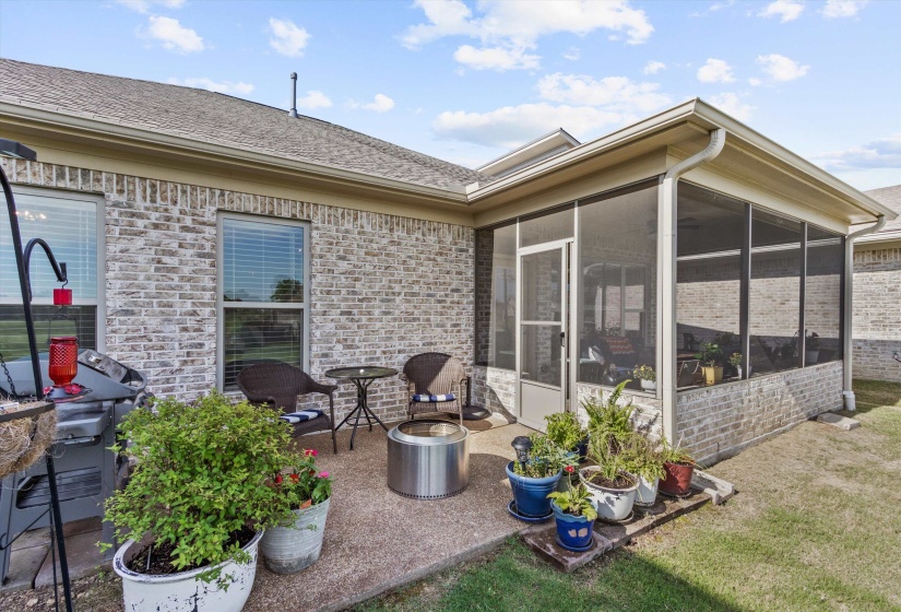 395 ST ANDREWS DR, Oakland, Tennessee 38060, 3 Bedroom Bedrooms, 7 Room Rooms,2 BathroomBathrooms,Residential,For Sale,ST ANDREWS,0,10223475