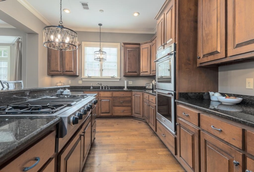 3158 BEDFORD LN, Germantown, Tennessee 38139, 5 Bedroom Bedrooms, 11 Room Rooms,3.1 BathroomBathrooms,Residential,For Sale,BEDFORD,0,10223481