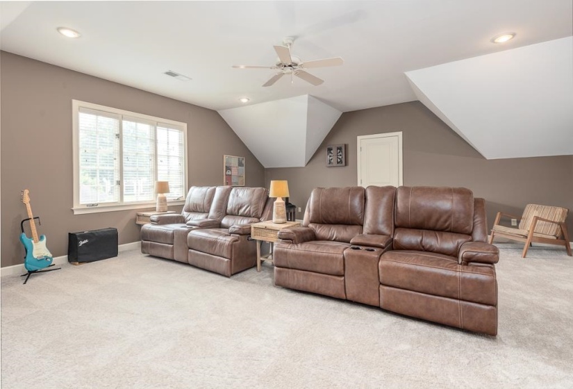 3158 BEDFORD LN, Germantown, Tennessee 38139, 5 Bedroom Bedrooms, 11 Room Rooms,3.1 BathroomBathrooms,Residential,For Sale,BEDFORD,0,10223481