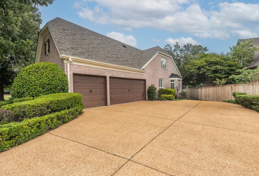 3158 BEDFORD LN, Germantown, Tennessee 38139, 5 Bedroom Bedrooms, 11 Room Rooms,3.1 BathroomBathrooms,Residential,For Sale,BEDFORD,0,10223481
