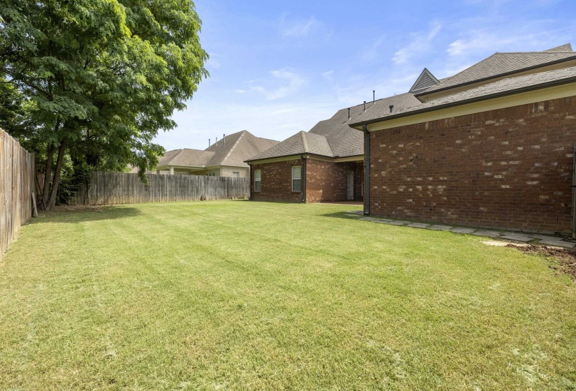 1371 RAINDROP DR, Collierville, Tennessee 38017, 4 Bedroom Bedrooms, 8 Room Rooms,3 BathroomBathrooms,Residential,For Sale,RAINDROP,0,10223489