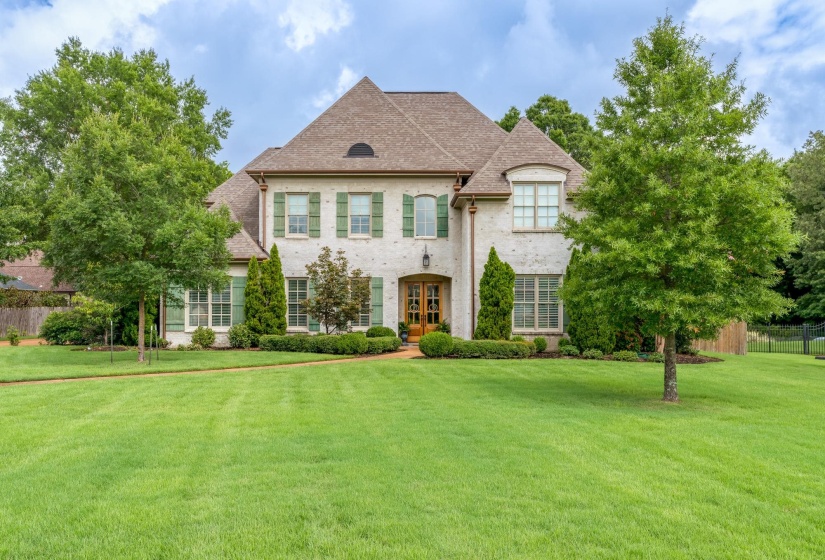 9540 HEDGEVIEW LANE LN, Germantown, Tennessee 38139, 5 Bedroom Bedrooms, 14 Room Rooms,4.1 BathroomBathrooms,Residential,For Sale,HEDGEVIEW LANE,0,10223490