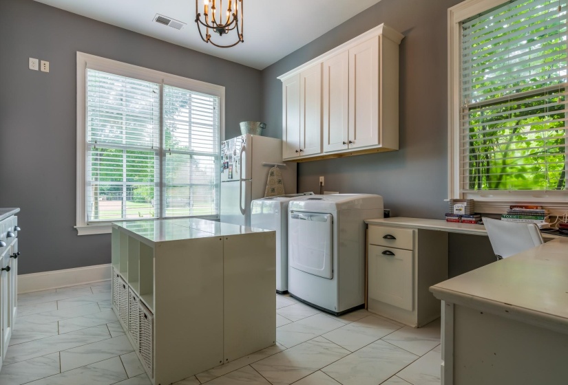 9540 HEDGEVIEW LANE LN, Germantown, Tennessee 38139, 5 Bedroom Bedrooms, 14 Room Rooms,4.1 BathroomBathrooms,Residential,For Sale,HEDGEVIEW LANE,0,10223490