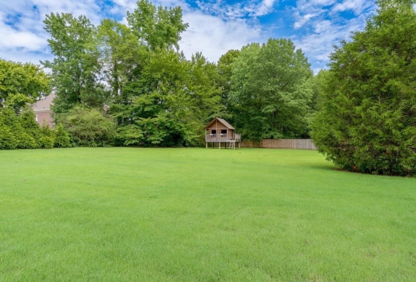 9540 HEDGEVIEW LANE LN, Germantown, Tennessee 38139, 5 Bedroom Bedrooms, 14 Room Rooms,4.1 BathroomBathrooms,Residential,For Sale,HEDGEVIEW LANE,0,10223490