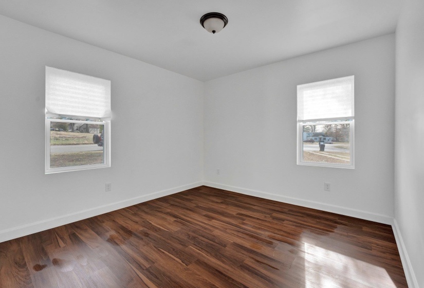 1681 SHADOWLAWN BLVD, Memphis, Tennessee 38106, 3 Bedrooms Bedrooms, 4 Rooms Rooms,1 BathroomBathrooms,Residential,For Sale,SHADOWLAWN,10223495