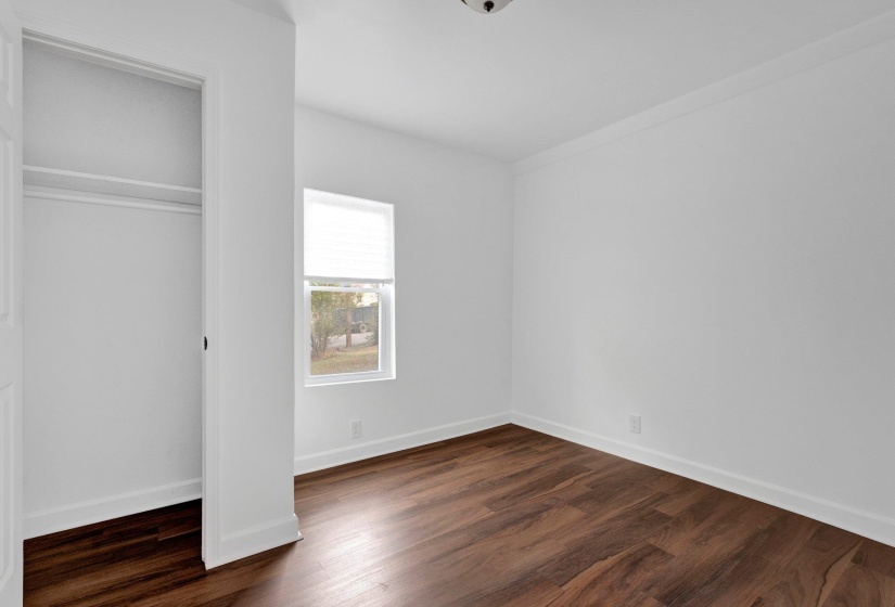 1681 SHADOWLAWN BLVD, Memphis, Tennessee 38106, 3 Bedrooms Bedrooms, 4 Rooms Rooms,1 BathroomBathrooms,Residential,For Sale,SHADOWLAWN,10223495