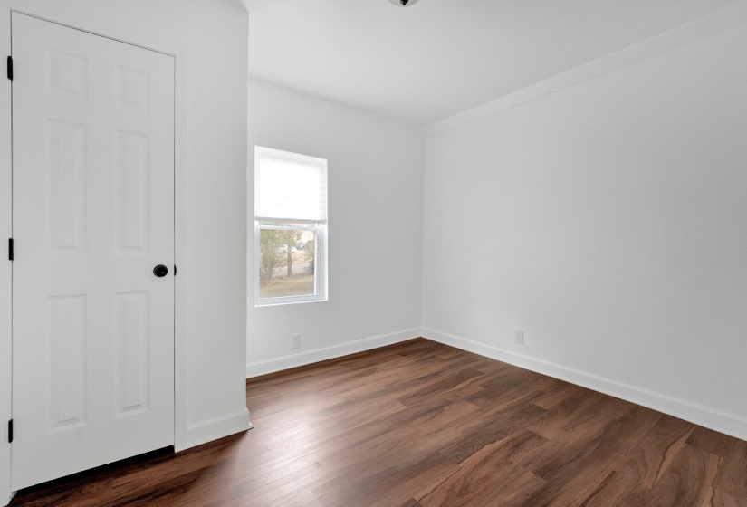 1681 SHADOWLAWN BLVD, Memphis, Tennessee 38106, 3 Bedrooms Bedrooms, 4 Rooms Rooms,1 BathroomBathrooms,Residential,For Sale,SHADOWLAWN,10223495
