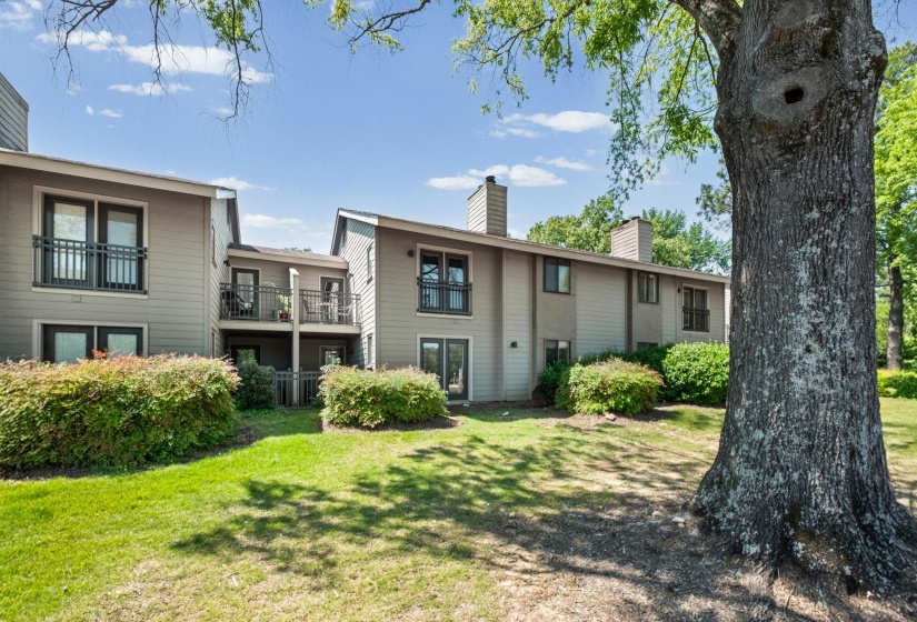 1843 EAGLE BRANCH CV, Germantown, Tennessee 38138, 2 Bedrooms Bedrooms, 5 Rooms Rooms,2 BathroomsBathrooms,Residential,For Sale,EAGLE BRANCH,10223509