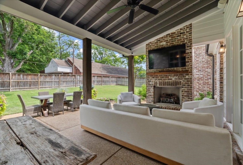 240 BURROWS RD, Collierville, Tennessee 38017, 4 Bedroom Bedrooms, 9 Room Rooms,3.1 BathroomBathrooms,Residential,For Sale,BURROWS,0,10223512