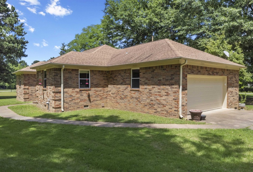 8760 OLD BROWNSVILLE RD, Bartlett, Tennessee 38002, 3 Bedrooms Bedrooms, 6 Rooms Rooms,2 BathroomsBathrooms,Residential,For Sale,OLD BROWNSVILLE,10223517