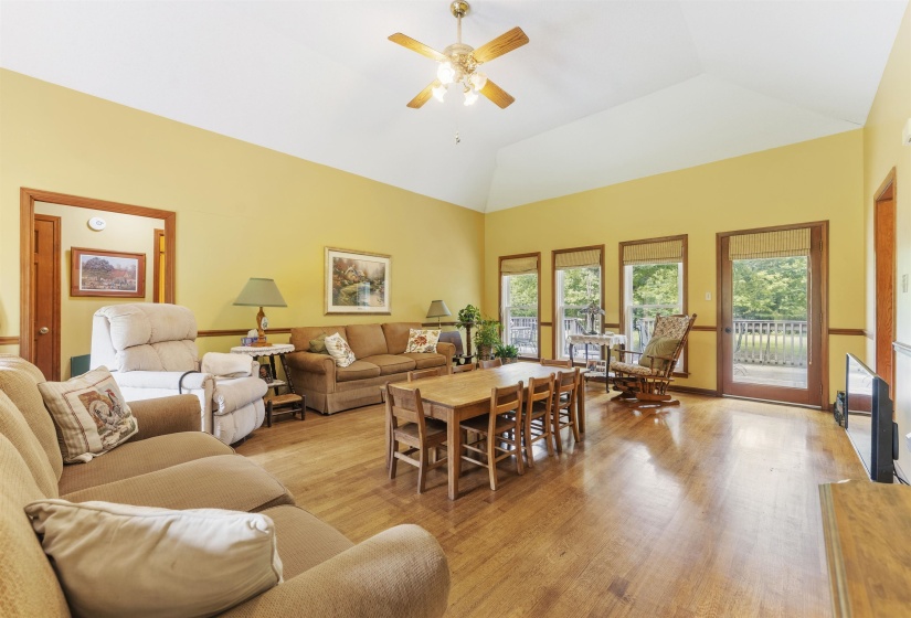 8760 OLD BROWNSVILLE RD, Bartlett, Tennessee 38002, 3 Bedrooms Bedrooms, 6 Rooms Rooms,2 BathroomsBathrooms,Residential,For Sale,OLD BROWNSVILLE,10223517