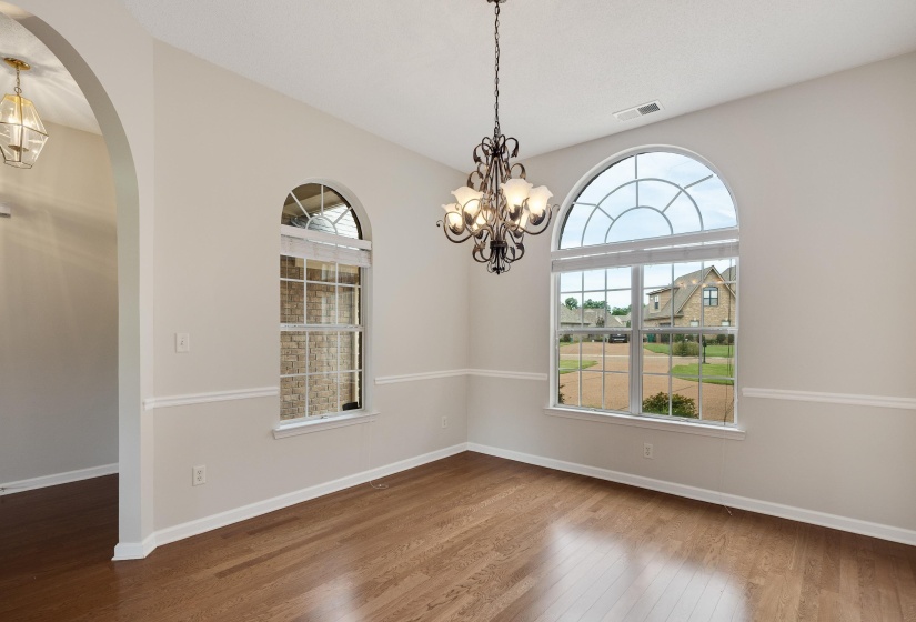 130 LEWIS FAIRWAY CIR, Oakland, Tennessee 38060, 4 Bedrooms Bedrooms, 10 Rooms Rooms,3 BathroomsBathrooms,Residential,For Sale,LEWIS FAIRWAY,10223519