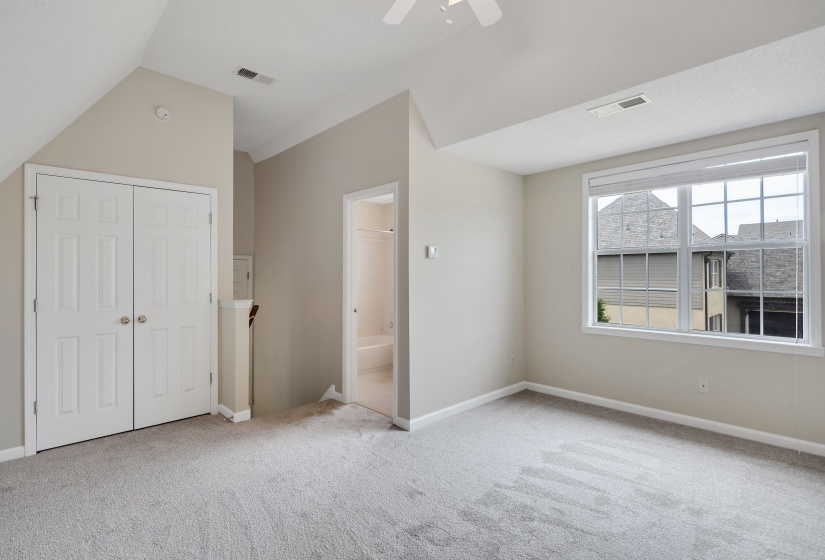 130 LEWIS FAIRWAY CIR, Oakland, Tennessee 38060, 4 Bedrooms Bedrooms, 10 Rooms Rooms,3 BathroomsBathrooms,Residential,For Sale,LEWIS FAIRWAY,10223519