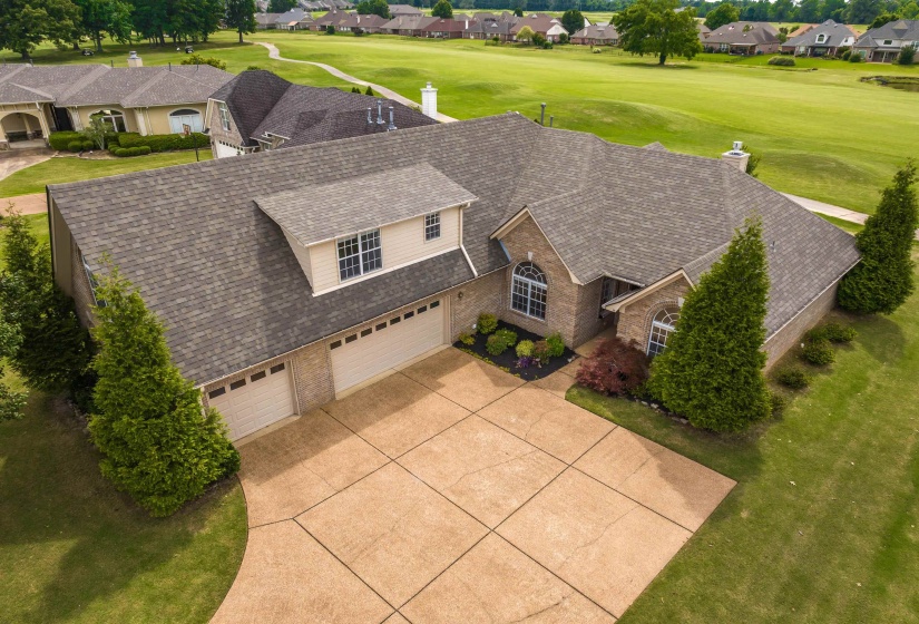 130 LEWIS FAIRWAY CIR, Oakland, Tennessee 38060, 4 Bedrooms Bedrooms, 10 Rooms Rooms,3 BathroomsBathrooms,Residential,For Sale,LEWIS FAIRWAY,10223519