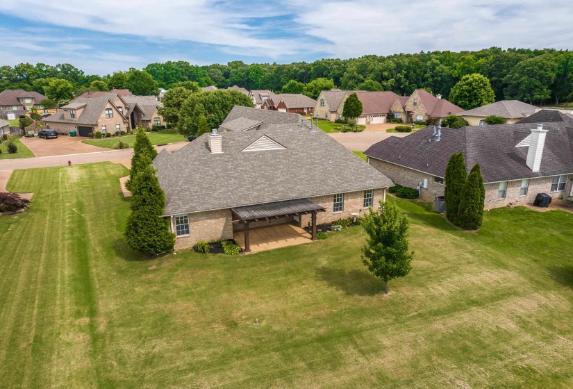 130 LEWIS FAIRWAY CIR, Oakland, Tennessee 38060, 4 Bedrooms Bedrooms, 10 Rooms Rooms,3 BathroomsBathrooms,Residential,For Sale,LEWIS FAIRWAY,10223519