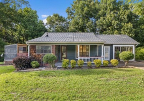 1617 WASHINGTON ST, Belmont, Mississippi 38827, 3 Bedrooms Bedrooms, 10 Rooms Rooms,2 BathroomsBathrooms,Residential,For Sale,WASHINGTON,10223520