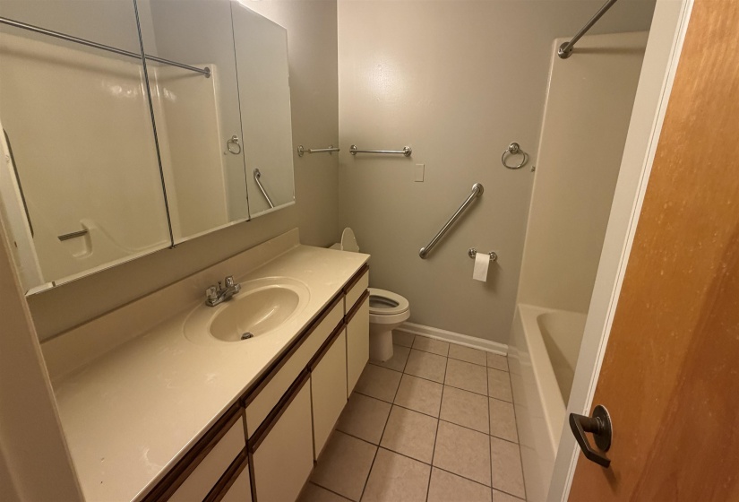 5033 SCHEIBLER RD, Memphis, Tennessee 38128, 2 Bedroom Bedrooms, 5 Room Rooms,2 BathroomBathrooms,Residential,For Sale,SCHEIBLER,0,10223521