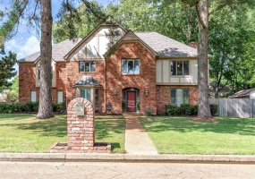 8886 BONNYBRIDGE DR, Germantown, Tennessee 38139, 4 Bedrooms Bedrooms, 9 Rooms Rooms,2.1 BathroomsBathrooms,Residential,For Sale,BONNYBRIDGE,10223527