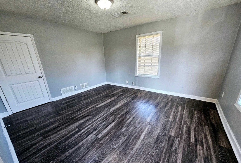 1609-1611 HUGENOT ST, Memphis, Tennessee 38114, 2 Bedroom Bedrooms, 0 ,1 BathroomBathrooms,Duplexes,For Sale,HUGENOT,0,10223548