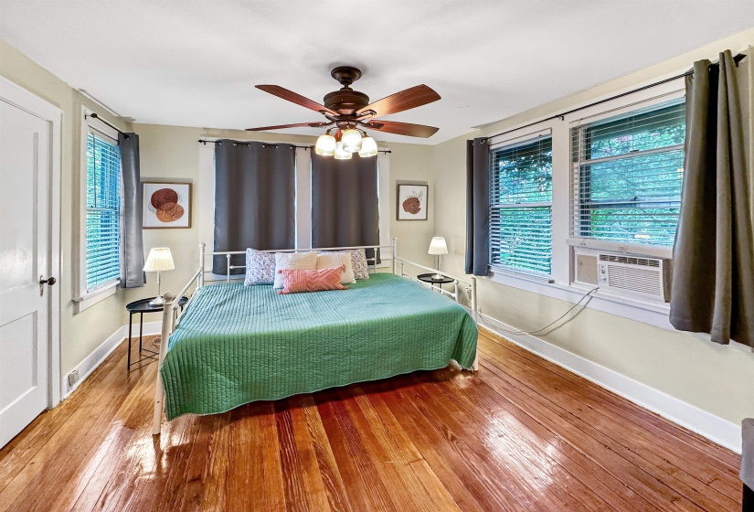 2241 YORK AVE, Memphis, Tennessee 38104, 3 Bedroom Bedrooms, 7 Room Rooms,1.1 BathroomBathrooms,Residential,For Sale,YORK,0,10218955