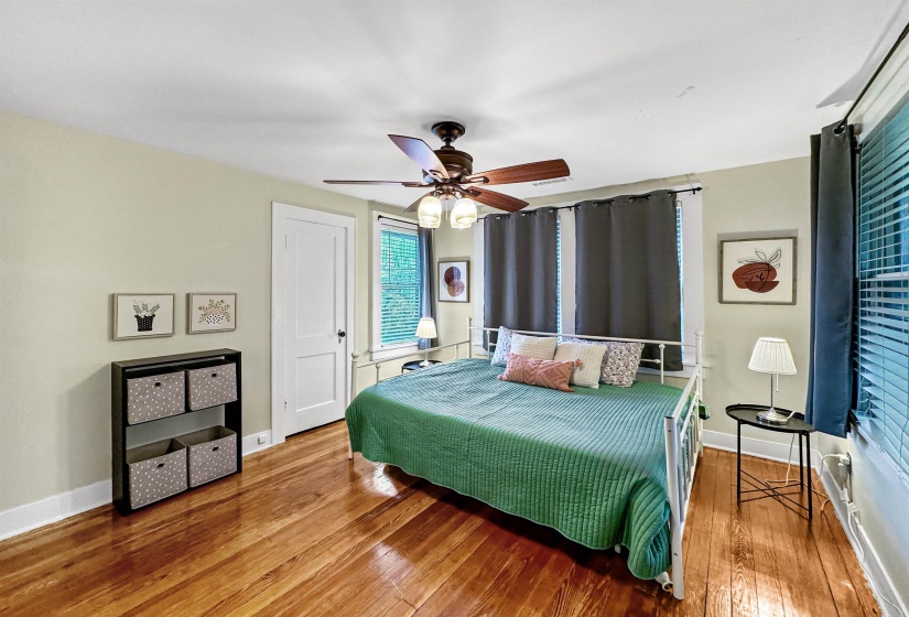 2241 YORK AVE, Memphis, Tennessee 38104, 3 Bedroom Bedrooms, 7 Room Rooms,1.1 BathroomBathrooms,Residential,For Sale,YORK,0,10218955
