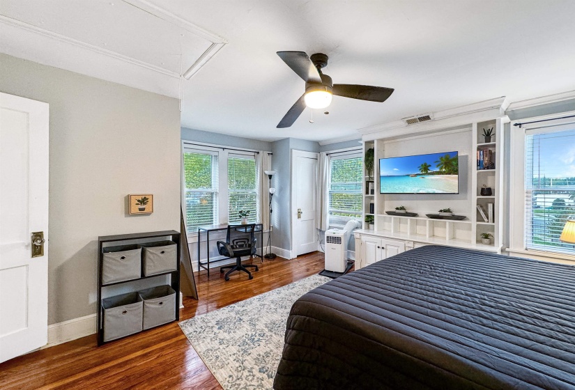2241 YORK AVE, Memphis, Tennessee 38104, 3 Bedroom Bedrooms, 7 Room Rooms,1.1 BathroomBathrooms,Residential,For Sale,YORK,0,10218955