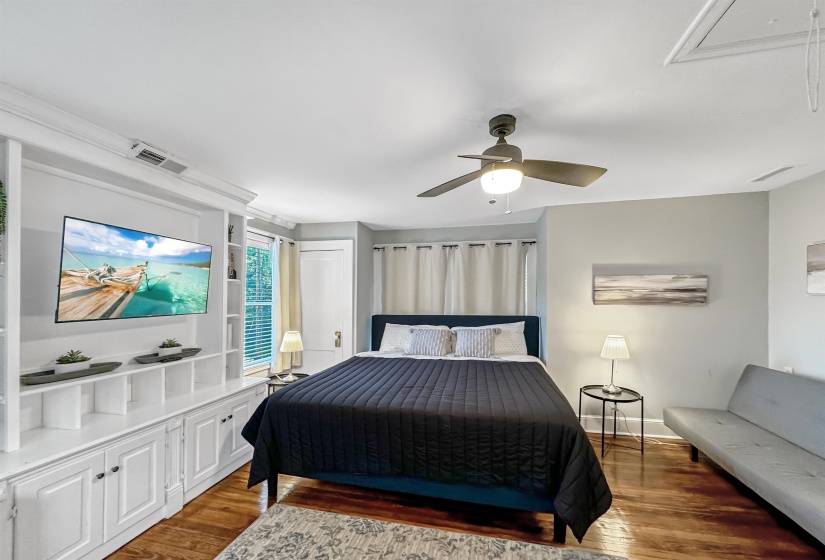 2241 YORK AVE, Memphis, Tennessee 38104, 3 Bedroom Bedrooms, 7 Room Rooms,1.1 BathroomBathrooms,Residential,For Sale,YORK,0,10218955