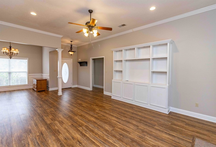 186 WALNUT TRACE DR, Jackson, Tennessee 38305, 4 Bedroom Bedrooms, 8 Room Rooms,3 BathroomBathrooms,Residential,For Sale,WALNUT TRACE,0,10223532