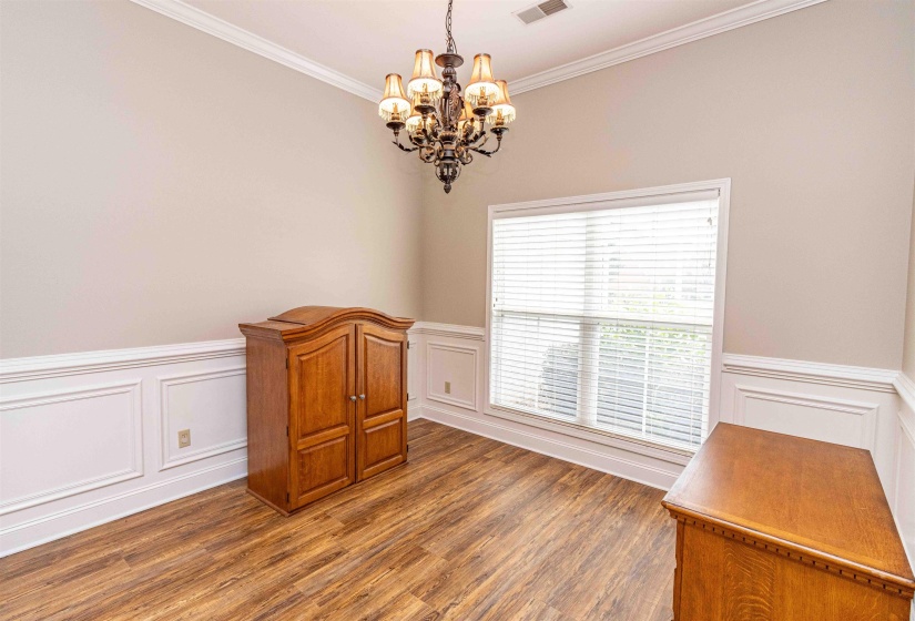 186 WALNUT TRACE DR, Jackson, Tennessee 38305, 4 Bedroom Bedrooms, 8 Room Rooms,3 BathroomBathrooms,Residential,For Sale,WALNUT TRACE,0,10223532