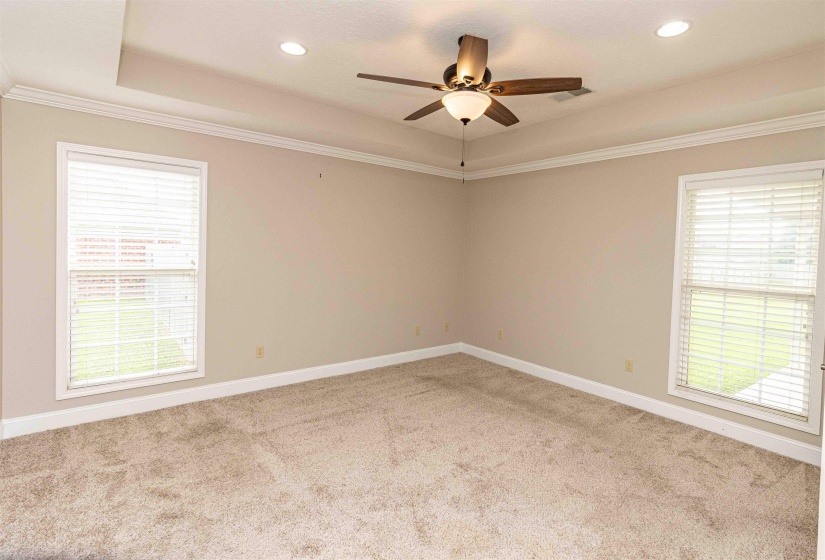 186 WALNUT TRACE DR, Jackson, Tennessee 38305, 4 Bedroom Bedrooms, 8 Room Rooms,3 BathroomBathrooms,Residential,For Sale,WALNUT TRACE,0,10223532