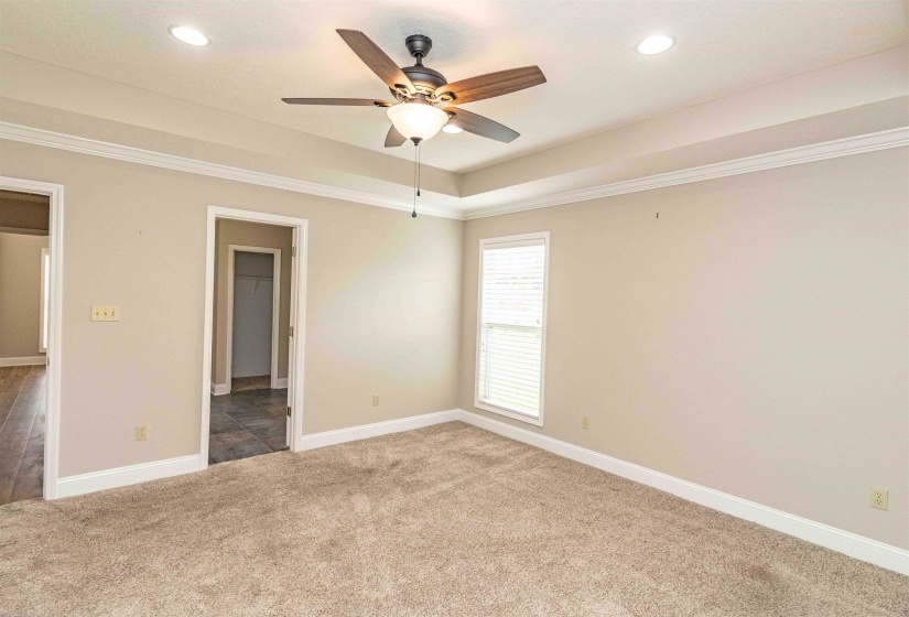 186 WALNUT TRACE DR, Jackson, Tennessee 38305, 4 Bedroom Bedrooms, 8 Room Rooms,3 BathroomBathrooms,Residential,For Sale,WALNUT TRACE,0,10223532