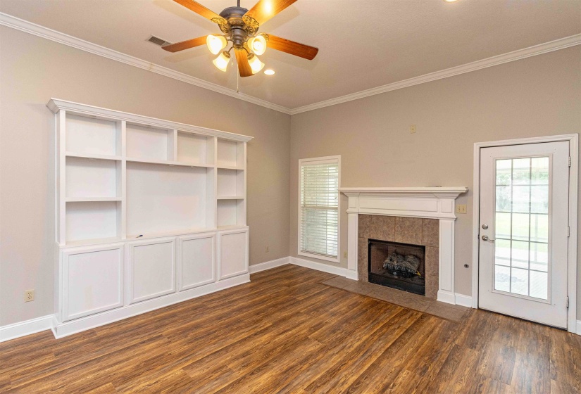 186 WALNUT TRACE DR, Jackson, Tennessee 38305, 4 Bedroom Bedrooms, 8 Room Rooms,3 BathroomBathrooms,Residential,For Sale,WALNUT TRACE,0,10223532