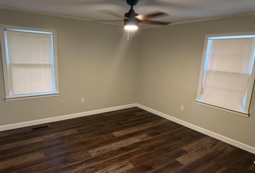 200 JW DAVIS DR, Savannah, Tennessee 38372, 3 Bedroom Bedrooms, 6 Room Rooms,1 BathroomBathrooms,Residential,For Sale,JW DAVIS,0,10223534