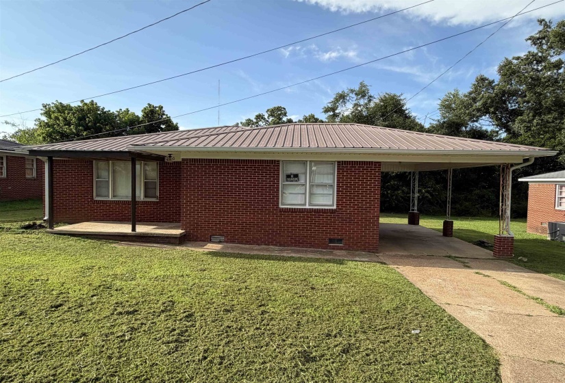 200 JW DAVIS DR, Savannah, Tennessee 38372, 3 Bedroom Bedrooms, 6 Room Rooms,1 BathroomBathrooms,Residential,For Sale,JW DAVIS,0,10223534