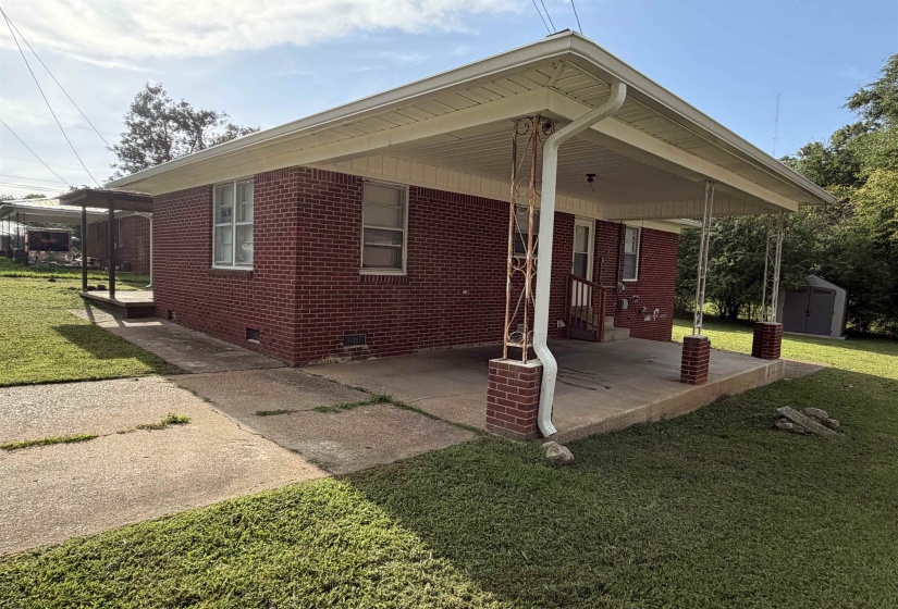 200 JW DAVIS DR, Savannah, Tennessee 38372, 3 Bedroom Bedrooms, 6 Room Rooms,1 BathroomBathrooms,Residential,For Sale,JW DAVIS,0,10223534