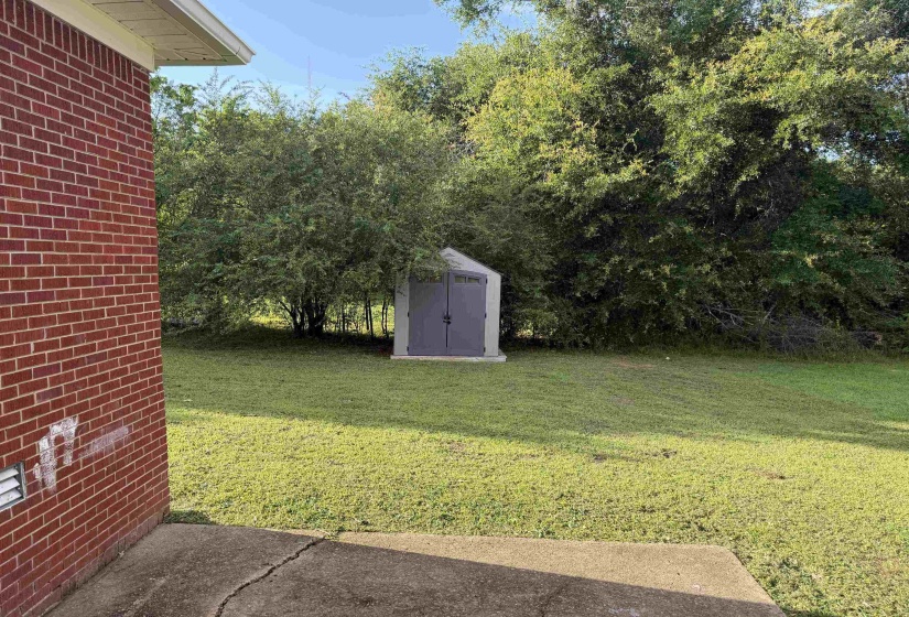 200 JW DAVIS DR, Savannah, Tennessee 38372, 3 Bedroom Bedrooms, 6 Room Rooms,1 BathroomBathrooms,Residential,For Sale,JW DAVIS,0,10223534