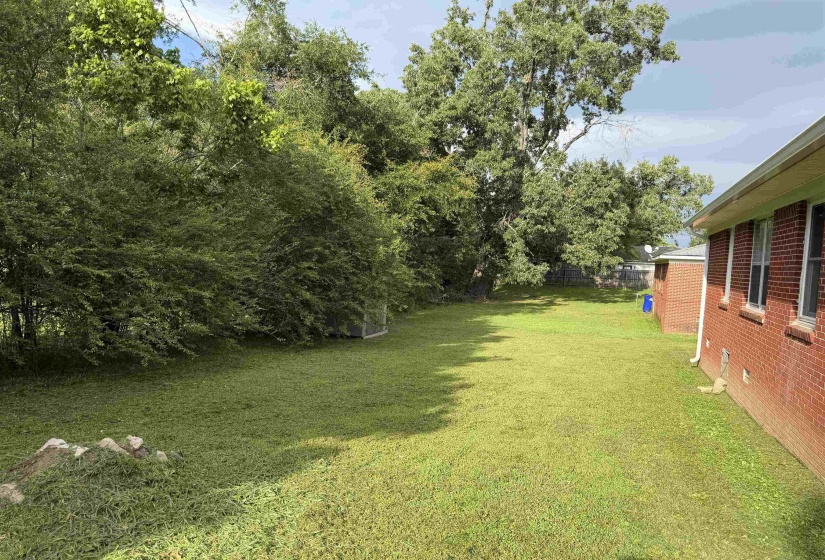 200 JW DAVIS DR, Savannah, Tennessee 38372, 3 Bedroom Bedrooms, 6 Room Rooms,1 BathroomBathrooms,Residential,For Sale,JW DAVIS,0,10223534