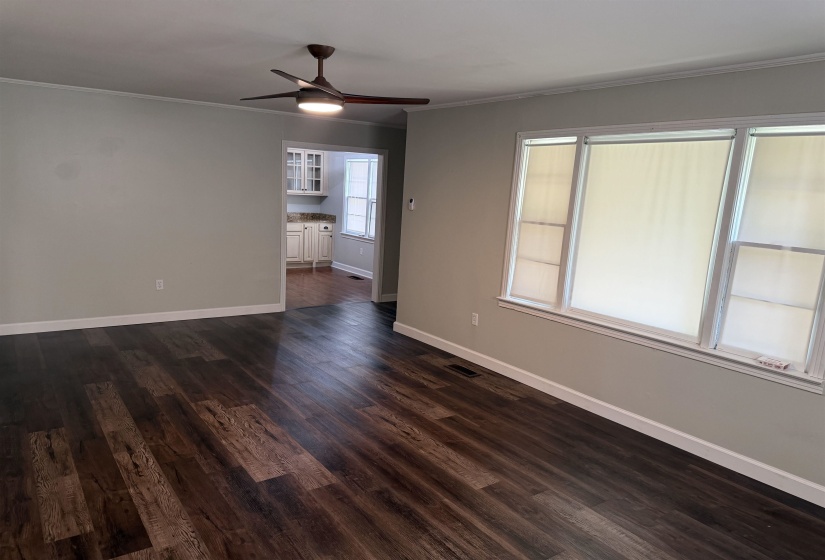 200 JW DAVIS DR, Savannah, Tennessee 38372, 3 Bedroom Bedrooms, 6 Room Rooms,1 BathroomBathrooms,Residential,For Sale,JW DAVIS,0,10223534
