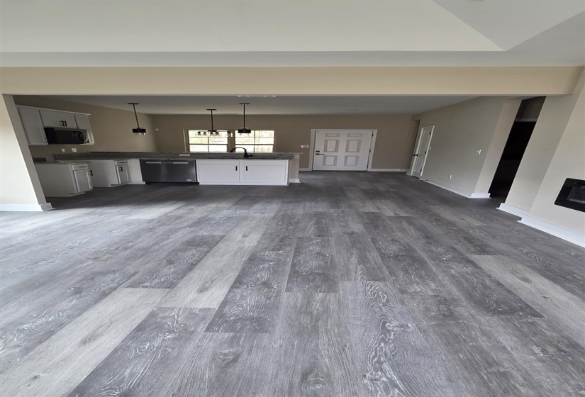 2811 EPPING CREST CV, Memphis, Tennessee 38128, 4 Bedrooms Bedrooms, 8 Rooms Rooms,2.1 BathroomsBathrooms,Residential,For Sale,EPPING CREST,10223563