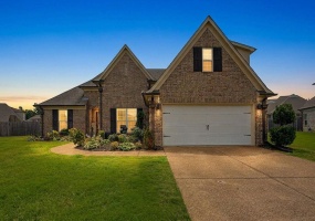 3696 BRADDOCK CV, Southaven, Mississippi 38672, 4 Bedrooms Bedrooms, 11 Rooms Rooms,3 BathroomsBathrooms,Residential,For Sale,BRADDOCK,10223566