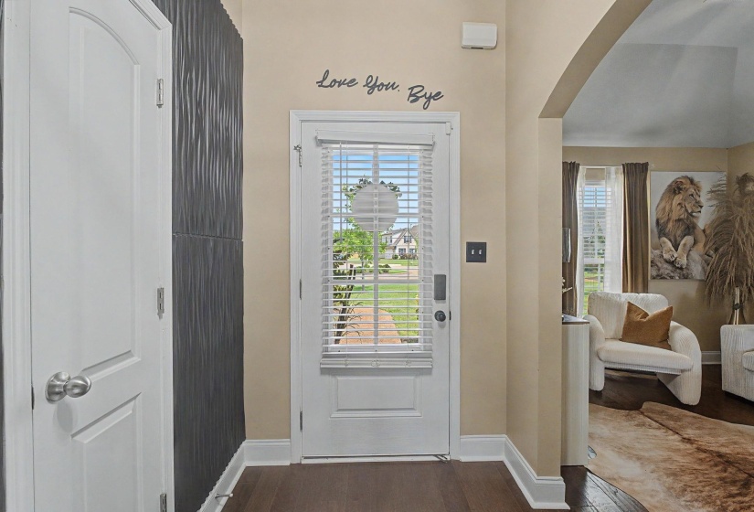 Entryway foyer